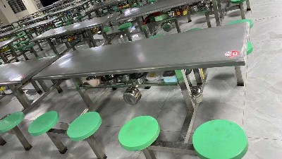 识别学校不锈钢餐桌质量的好坏？